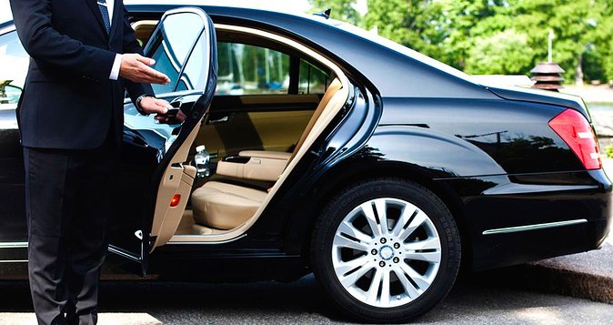 Luxury Chauffeur & Airport Transfer